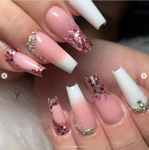 12 Estilos de Unhas Decoradas para Refletir Sua Personalidade